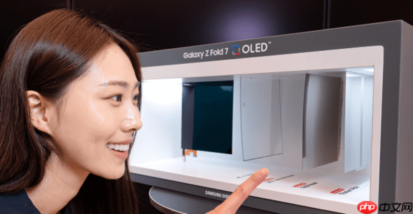 告别超薄UTG?曝三星Wide Fold UTG或增厚至60微米