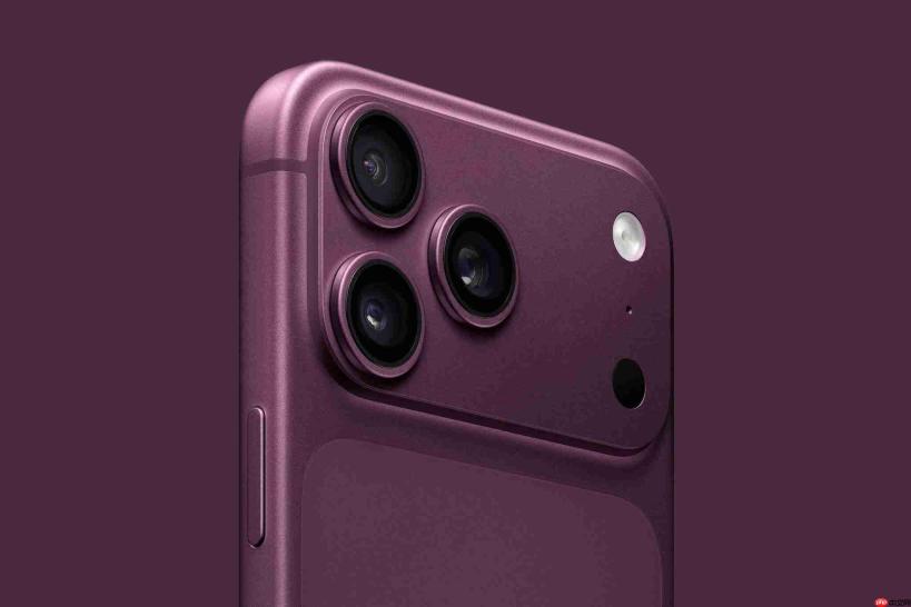 内存升级换屏幕降级？iPhone 18标准版为AI妥协引争议