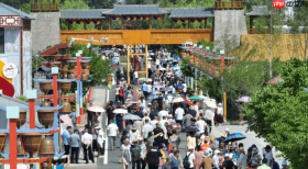 门票经济不该退场,但靠门票躺赢的景区该醒了