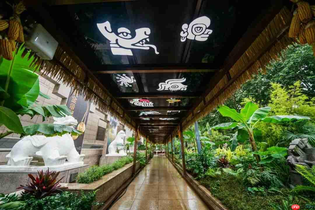 “世界树之巅：美洲古代文明大展”今日开幕，第37届上海旅游节暑期旅游季同步启动