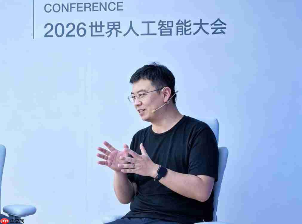 WAIC 2026:未来智能没有概念,只有已经戴在耳朵上的智能体耳机