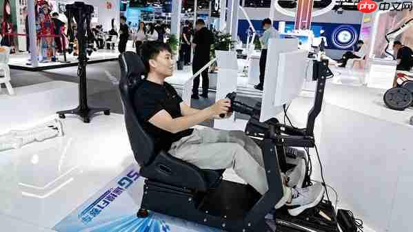 远程座舱如何控制真实赛车？看FM160的5G数传能力