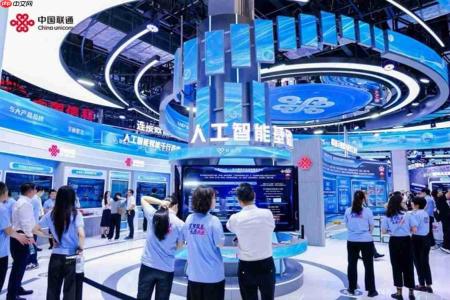 京东采销WAIC提前揭秘努比亚NaviX Ultra 新品将第一时间在京东发售