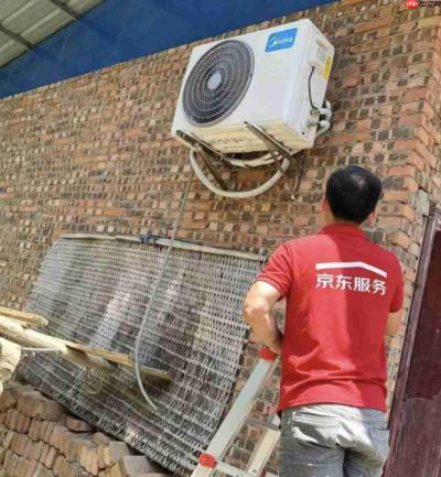 京东服务驰援团队优先为四川92岁独居老人送装空调 高温客服绿色通道开通中