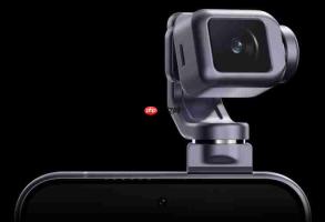 荣耀Robot Phone就绪:全球首款机器人手机双配色亮相,8月正式登场