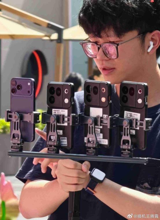 OPPO Find X10系列EVT工程机泄露：横向大矩阵镜组设计，配独立自定义AI键