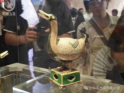 “景德镇最打动世界的，是活态传承”