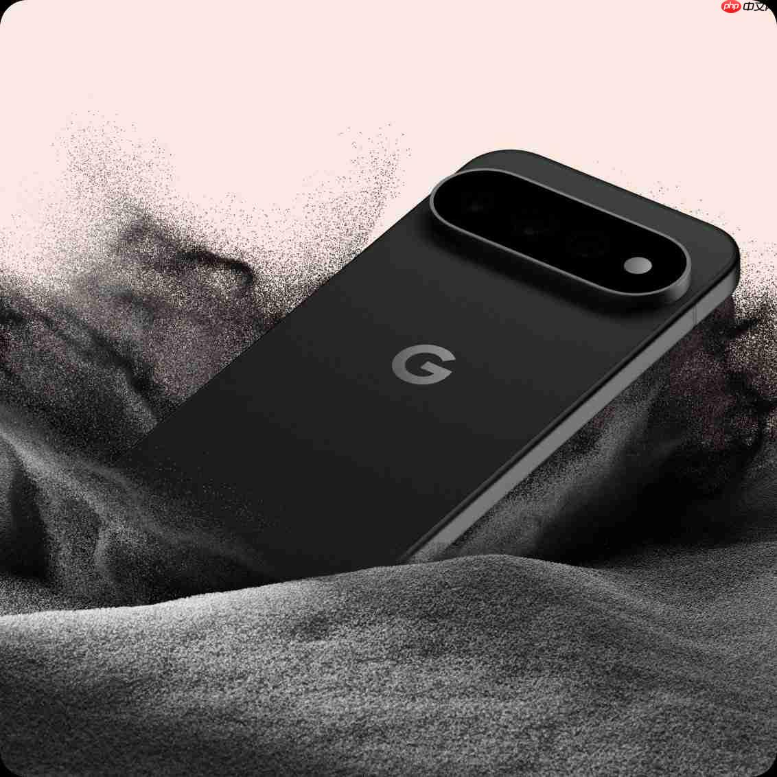 谷歌Pixel 11 Pro官方渲染图曝光:全黑相机模组配RGB灯效,变焦能力提升至120倍