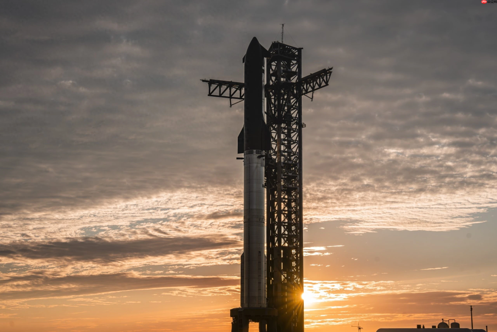 SpaceX星舰第14次试飞8月底? 将首次回收52米上面级