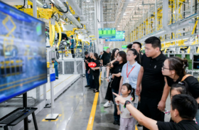 科技体验成为“中国游”新热点