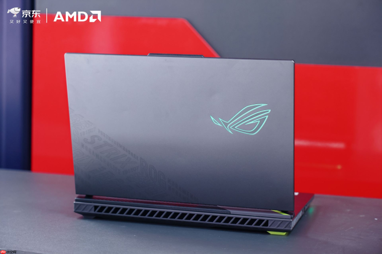 AMD携京东、华硕点燃成都电竞热潮——“AMD京东电竞嘉年华”成都站精彩开启