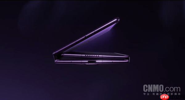华为Mate XT 2非凡大师即将发布,采用展翼三折叠形态