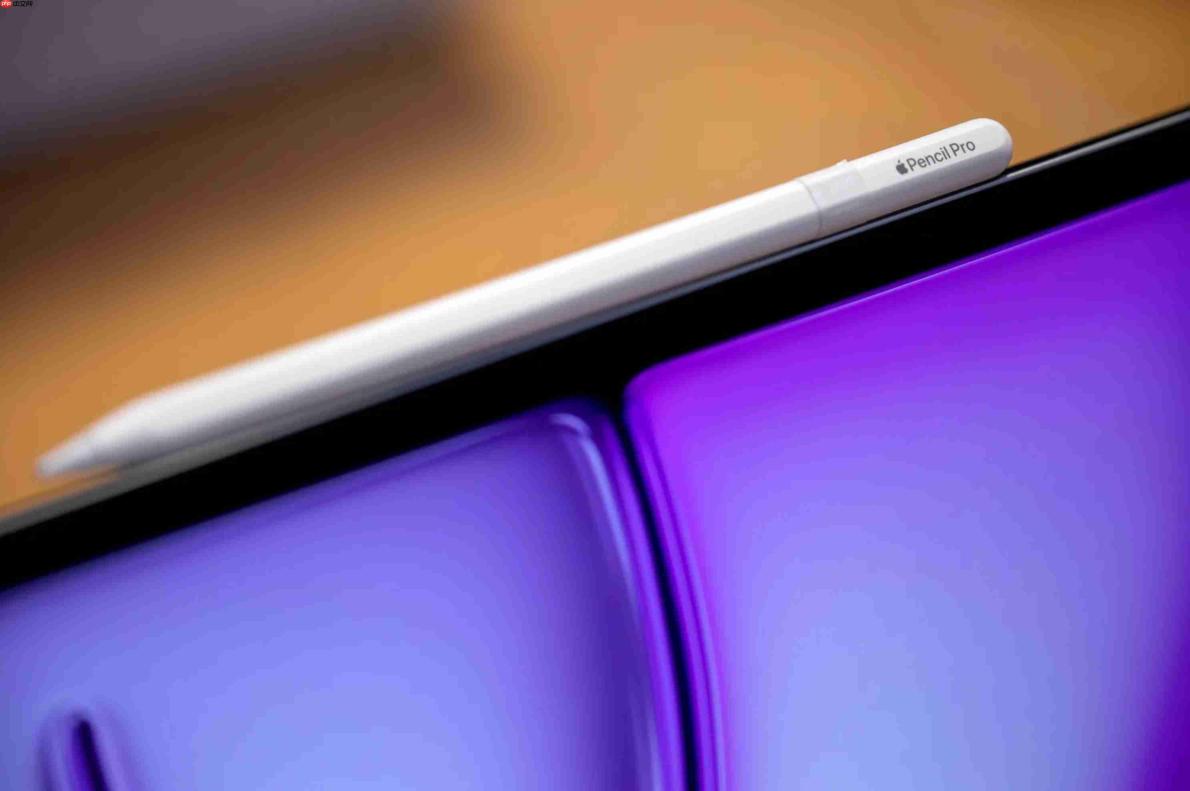 苹果曾为折叠屏iPhone测试Apple Pencil:磁吸设计遇结构难题,初代机型或将缺席