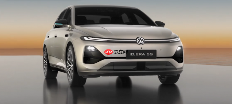 10-15万省油轿车推荐:插混车型综合续航2000km+,通勤成本大降