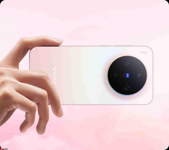 vivo X500 Pro Max工程机曝光:6.85英寸2K 144Hz京东方直屏落地