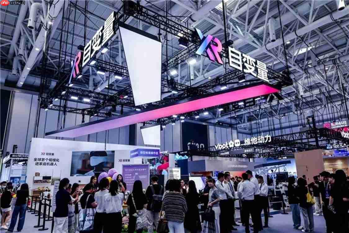 自变量亮相WRC,最“广”家庭服务、最“深”物流分拣展示通用模型优越性
