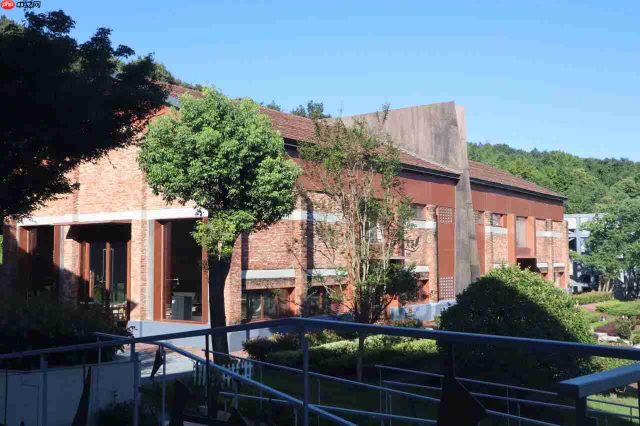 民宿拼命做特色体验，这根“稻草”能救命么？