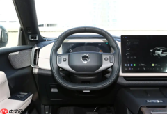 降21万！沃尔沃XC70裸车杀到19.99万 续航超1200公里