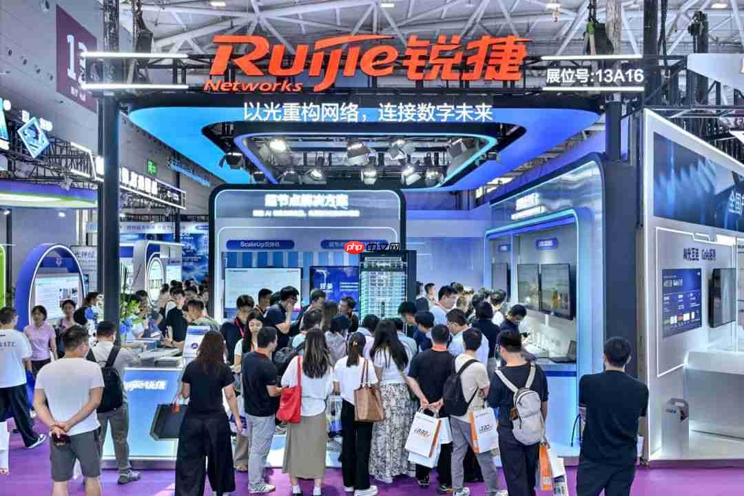 现场直击CIOE 2026|从光电融合到超节点,锐捷网络带来AI高速互联新答案