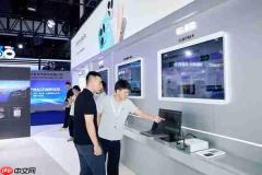 OPPO获中国联通“终端创新奖” 展示6G与AI技术布局