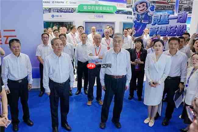 金蝶携灵基亮相智博会,展示AI+管理落地新成果