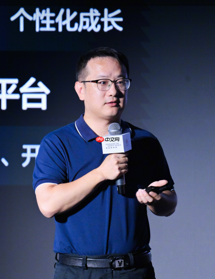 构建开源开放人才生态,夯实产业自主根基|2026华为ICT学院年会圆满举办