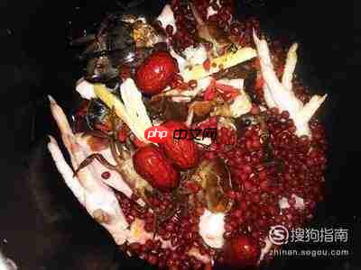 鸡脚河蟹红豆汤怎么做