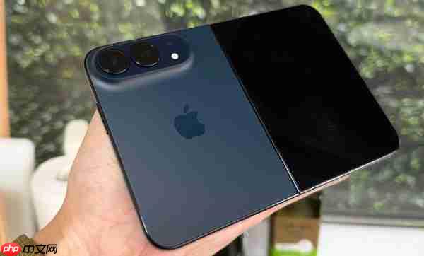 早报:iPhone Duo正式开售 微软AI诊断优于人类医生