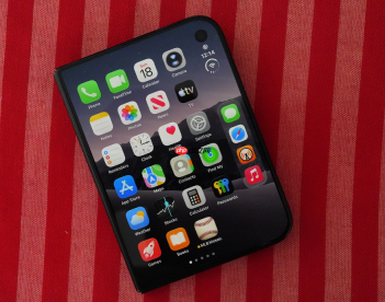 手机都开始发货了软件不适配?iPhone Duo被批半成品