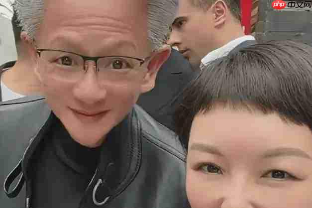 黄仁勋竟然会吃