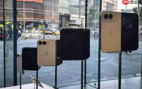 古尔曼爆料:二代iPhone Duo原型机正测试屏下面容ID
