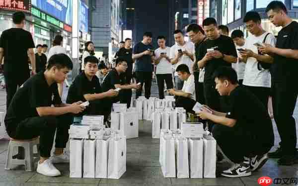 日本黄牛惊讶：iPhone Duo在中国街头像糖果一样买卖