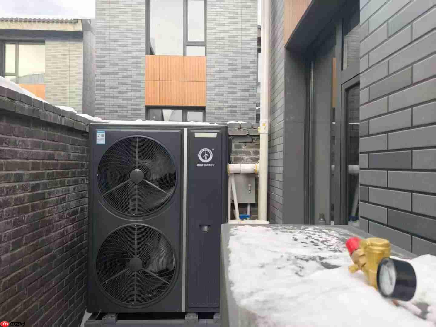 10月买空气能怎么挑:北方看采暖和案例,南方看制冷和服务