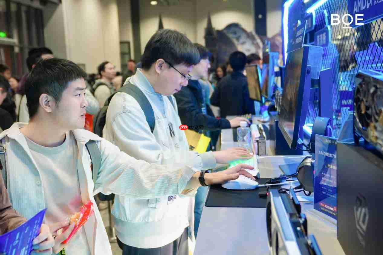 热爱同屏,睛彩核聚——EVNIA弈威闪耀亮相2026核聚变嘉年华!