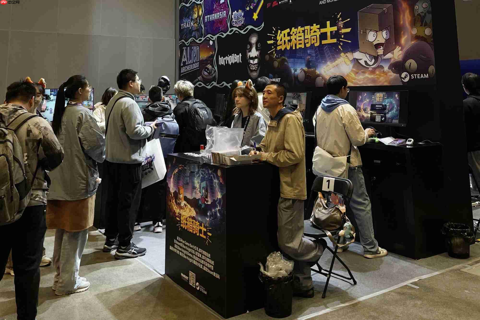 热爱同屏,睛彩核聚——EVNIA弈威闪耀亮相2026核聚变嘉年华!