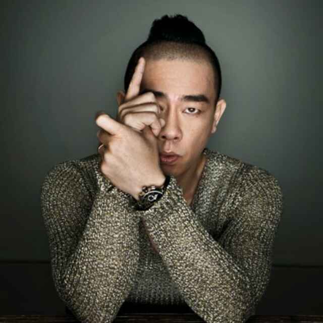 ༺奥༼ 林༒大༒王༒匹 ༽斯༻