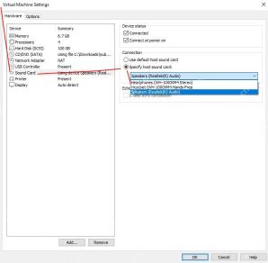 VMware Workstation Virtual Machine Settings 窗口选中 Sound Card 并显示连接状态