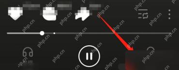 汽水音乐播放页爱心与更多按钮位置