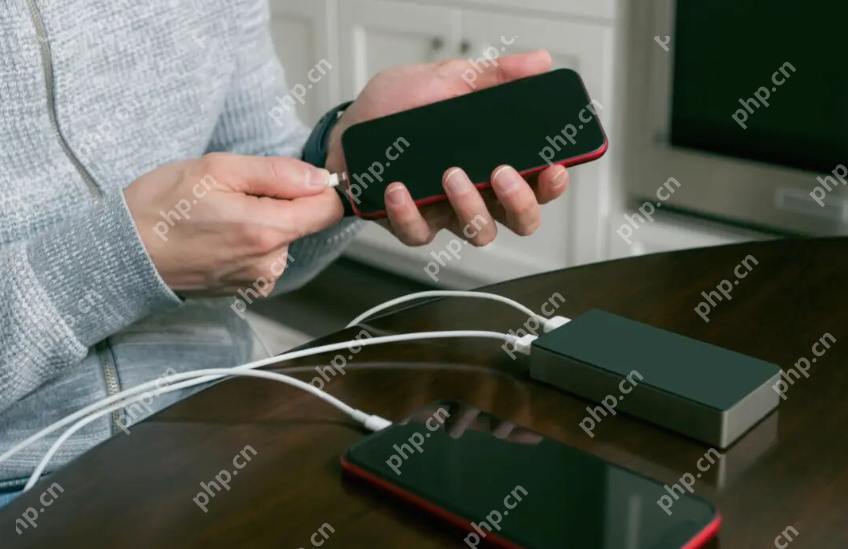 严重影响手机寿命！警惕错误的充电方法 - php中文网