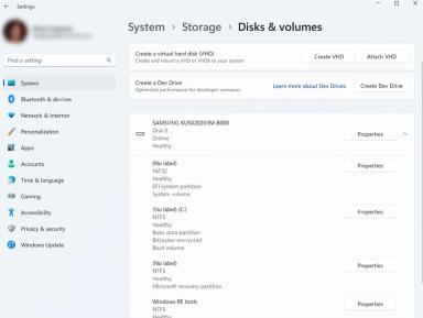 Windows 11 磁盘和卷页面中的 Create Dev Drive 创建开发者驱动器入口