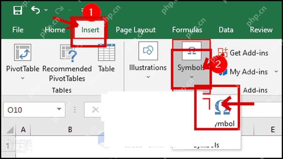 Excel 插入选项卡中的公式入口，用于第一步插入公式框