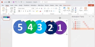 PowerPoint 同时选择圆形和数字，准备对齐倒计时对象