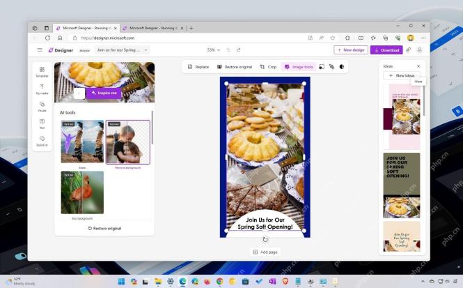 Microsoft 365 PowerPoint 网页版中打开 Designer 面板并显示多种版式建议