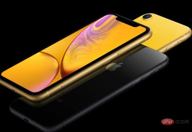 Are the screens of iPhone11 and XR the same?