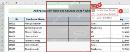 Excel 表格中选中 D 列和 E 列准备插入工作表列