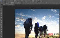 How to clear content from pictures in PS