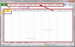 Excel 功能区已最小化,只保留顶部标签行和编辑表格区域