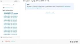 MySQL 8.4.12跟进8月安全补丁窗口的官方页面截图，证明新闻主体和更新来源