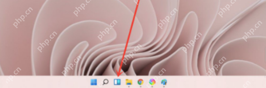Win11 任务栏上的小组件入口图标
