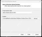 VMware Workstation Clone Virtual Machine Wizard 填写新虚拟机名称和保存位置